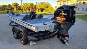  2021 xpress x19 fishing boat 200 sho/boats/bass 