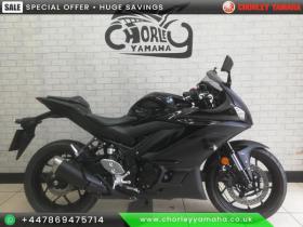  yamaha r3 2021/71 yamaha yzfr3 320cc *808* miles immaculate condition, black, totally 321cc  motorcycle price comparison