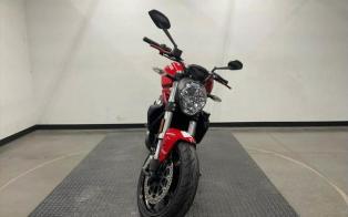  2017 ducati monster 821 red  fastest motorcycles
