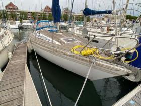  COMFORTINA 32 sailboat Sailboat - Recreational Sailing Vessel